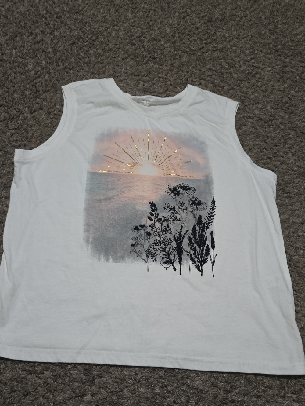 Maurices White Tank Top with Sunrise Graphic